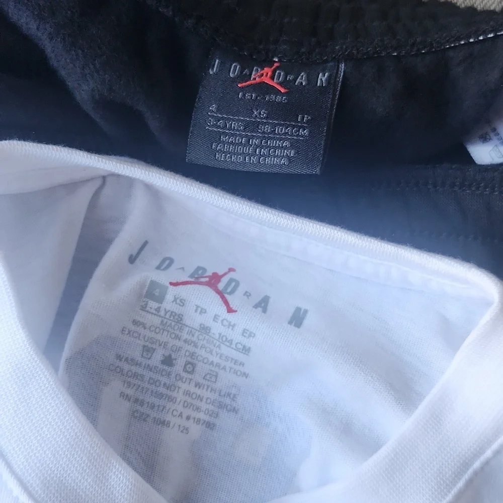 Jordan Kids 2 Pc Set - Picture 5 of 5